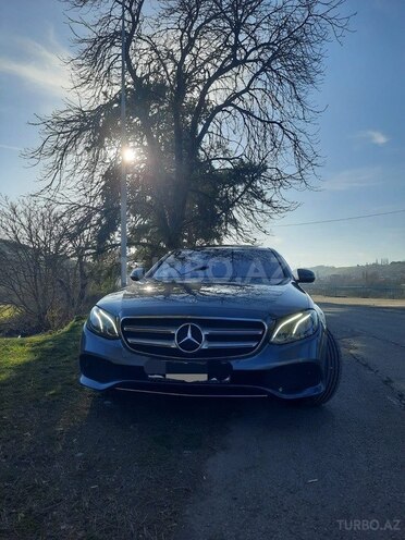 Mercedes E 300 2017, 165,000 km - 2.0 л - Quba