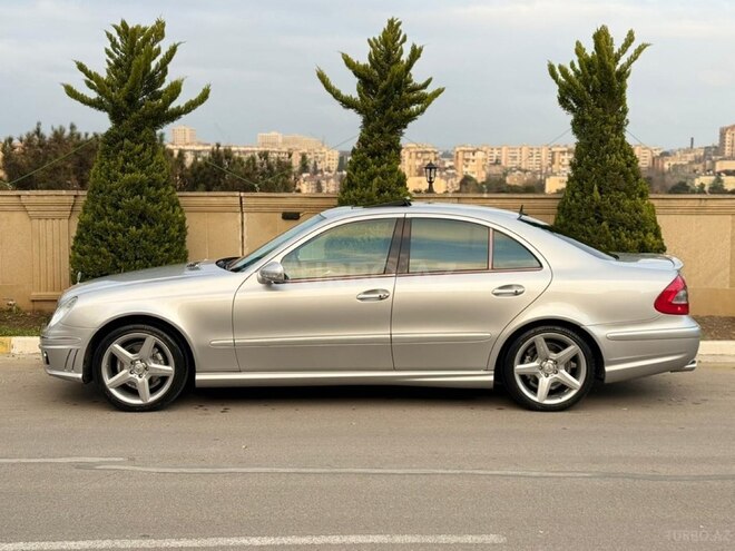 Mercedes E 240 2003, 281,000 km - 2.6 l - Bakı