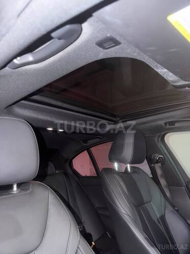 BMW 330e 2023, 23,000 km - 2.0 l - Bakı