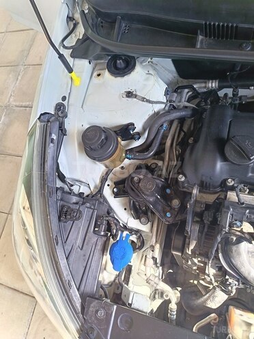 Hyundai Accent 2012, 199,868 km - 1.6 l - Biləsuvar