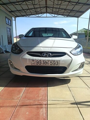 Hyundai Accent 2012, 199,868 km - 1.6 l - Biləsuvar