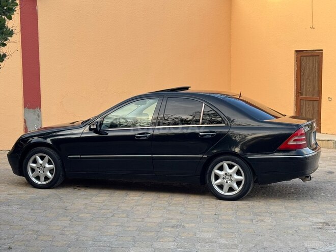 Mercedes C 240 2000, 298,200 km - 2.6 l - Bakı