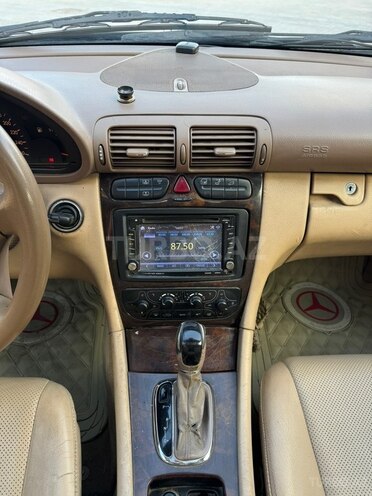 Mercedes C 240 2000, 298,200 km - 2.6 l - Bakı