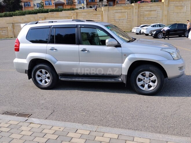 Toyota Land Cruiser Prado 2005, 439,000 km - 3.0 l - Bakı