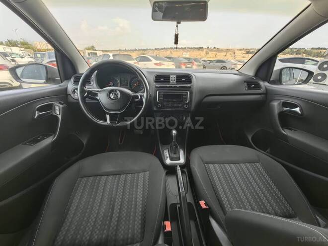 Volkswagen Polo 2018, 204,000 km - 1.6 л - Bakı