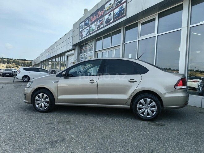 Volkswagen Polo 2018, 204,000 km - 1.6 л - Bakı