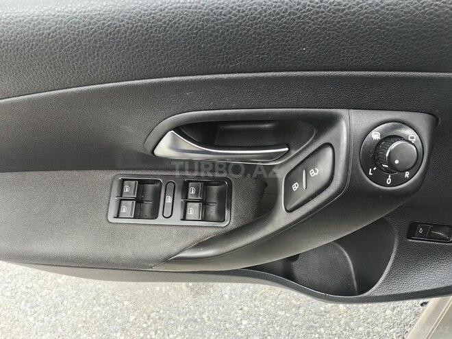 Volkswagen Polo 2018, 204,000 km - 1.6 л - Bakı