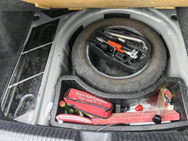 Volkswagen Polo 2018, 204,000 km - 1.6 л - Bakı