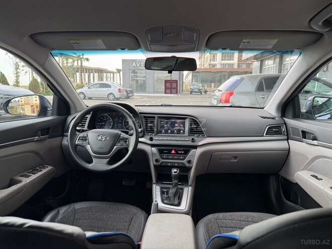 Hyundai Elantra 2016, 96,700 km - 2.0 l - Bakı