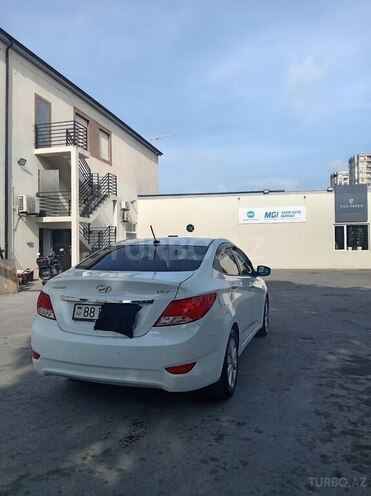 Hyundai Accent 2017, 190,000 km - 1.4 л - Bakı