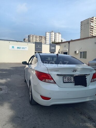Hyundai Accent 2017, 190,000 km - 1.4 л - Bakı