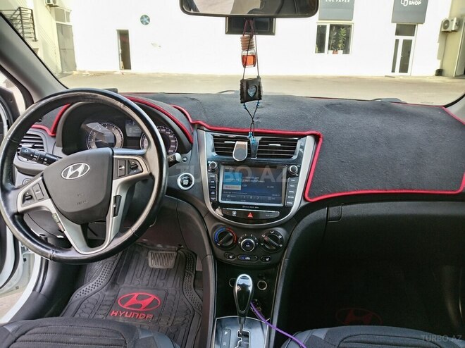 Hyundai Accent 2017, 190,000 km - 1.4 л - Bakı