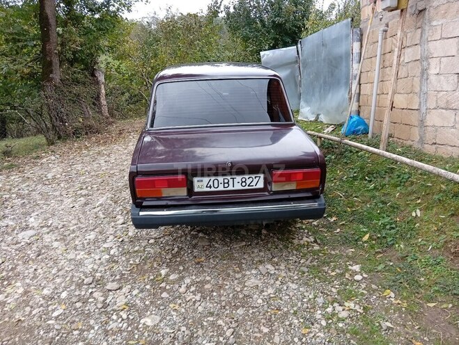 LADA (VAZ) 2107 2005, 25,000 km - 1.5 л - Quba
