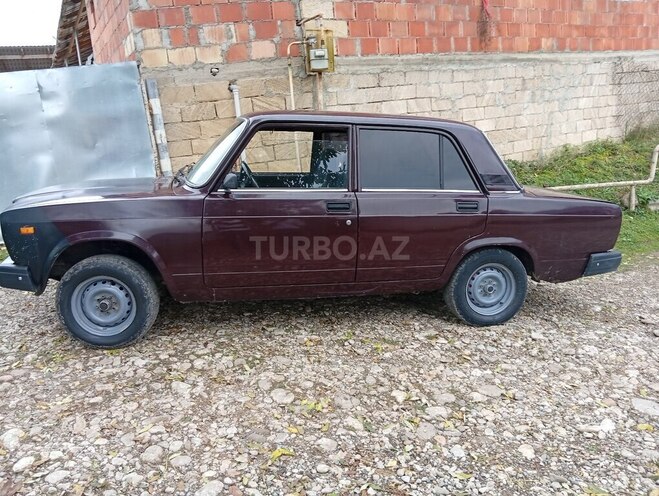LADA (VAZ) 2107 2005, 25,000 km - 1.5 л - Quba