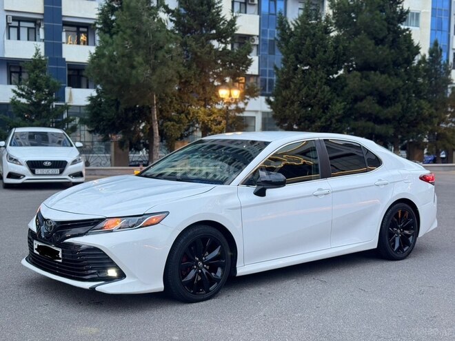 Toyota Camry 2018, 121,100 km - 2.5 л - Bakı