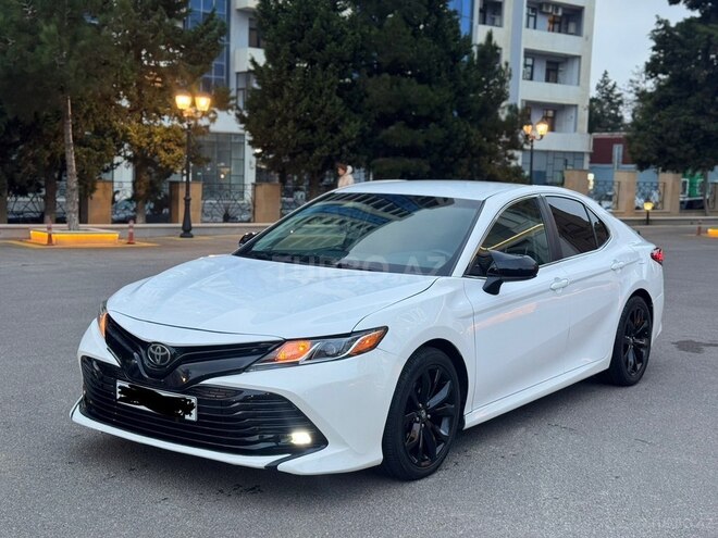 Toyota Camry 2018, 121,100 km - 2.5 л - Bakı