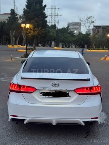 Toyota Camry 2018, 121,100 km - 2.5 л - Bakı