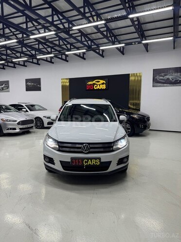 Volkswagen Tiguan 2015, 243,000 km - 1.4 l - Bakı
