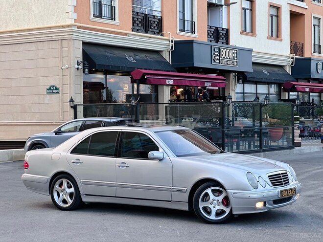 Mercedes E 240 2000, 216,000 km - 2.4 l - Sumqayıt