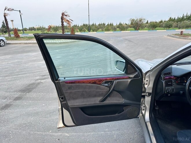 Mercedes E 240 2000, 216,000 km - 2.4 l - Sumqayıt