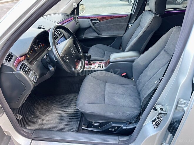 Mercedes E 240 2000, 216,000 km - 2.4 l - Sumqayıt