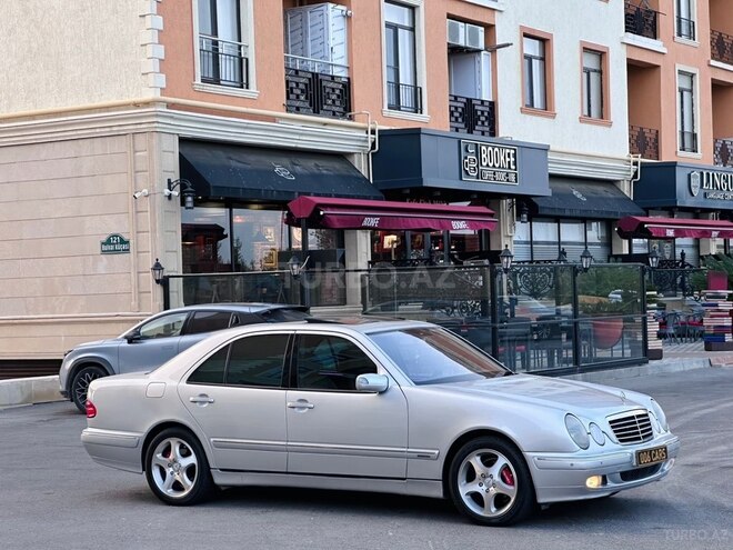 Mercedes E 240 2000, 216,000 km - 2.4 l - Sumqayıt