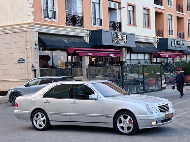 Mercedes E 240 2000, 216,000 km - 2.4 l - Sumqayıt