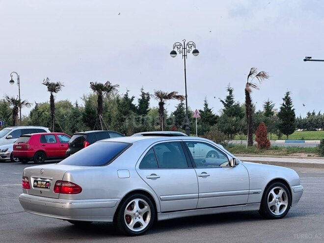 Mercedes E 240 2000, 216,000 km - 2.4 l - Sumqayıt