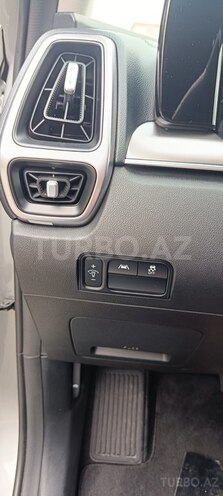 Kia Sorento 2022, 24,000 km - 1.6 л - Gəncə