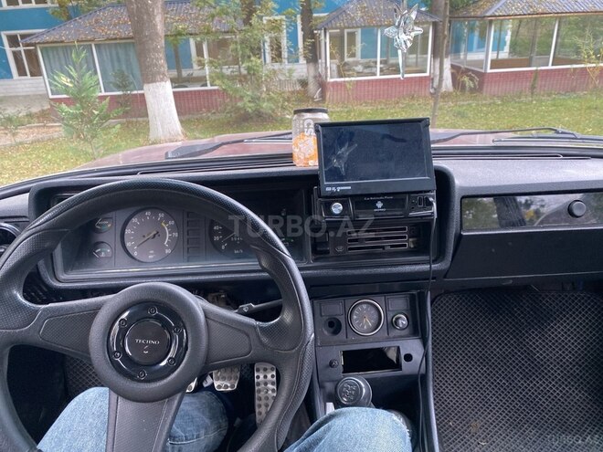 LADA (VAZ) 2107 2004, 60,000 km - 1.6 l - Quba