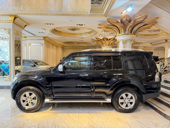Mitsubishi Pajero 2008, 167,000 km - 3.0 л - Bakı