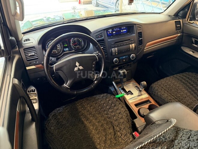 Mitsubishi Pajero 2008, 167,000 km - 3.0 л - Bakı