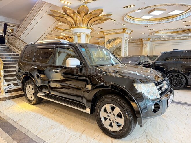 Mitsubishi Pajero 2008, 167,000 km - 3.0 л - Bakı