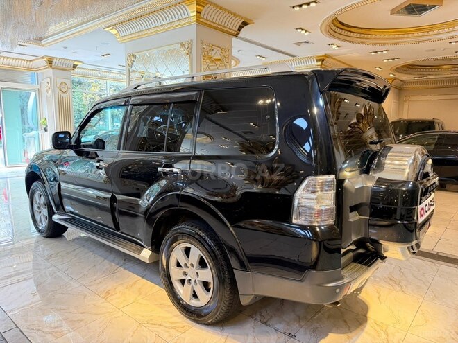 Mitsubishi Pajero 2008, 167,000 km - 3.0 л - Bakı