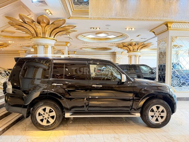 Mitsubishi Pajero 2008, 167,000 km - 3.0 л - Bakı