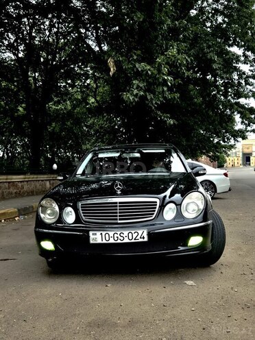 Mercedes E 270 2004, 300,000 km - 2.7 l - Tovuz