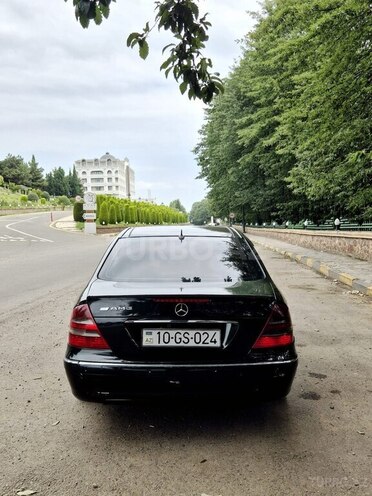 Mercedes E 270 2004, 300,000 km - 2.7 l - Tovuz