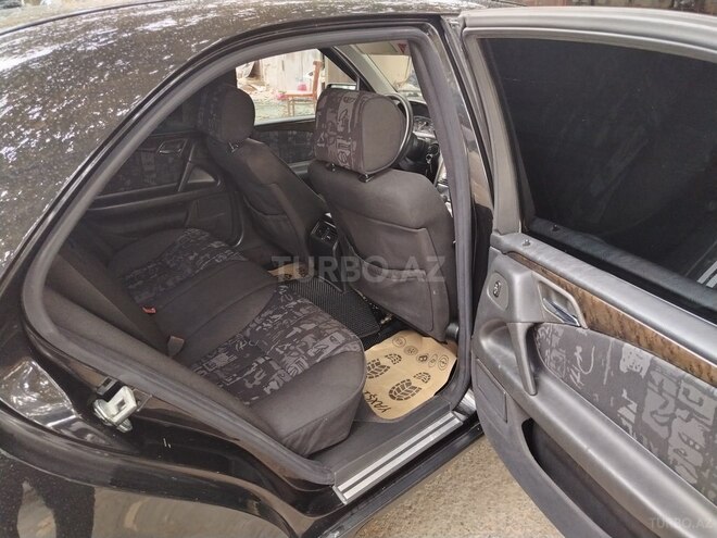 Mercedes E 240 1998, 263,586 km - 2.4 л - Mingəçevir
