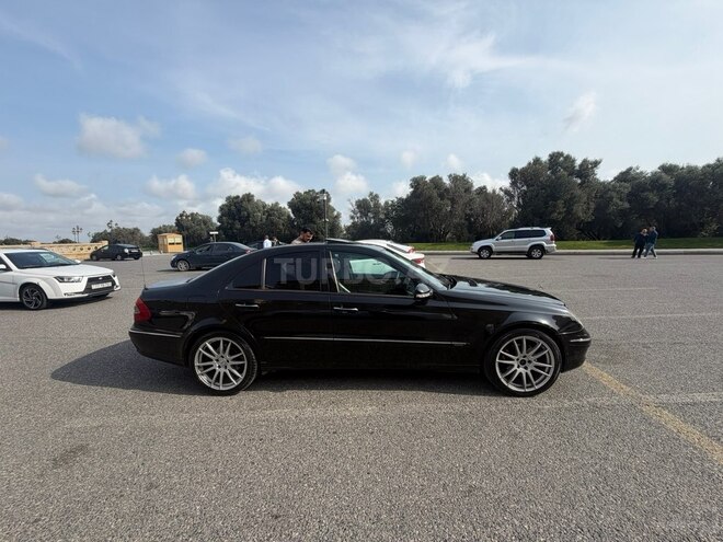 Mercedes E 220 2006, 267,000 km - 2.2 l - Bakı