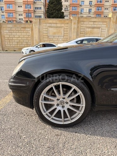 Mercedes E 220 2006, 267,000 km - 2.2 l - Bakı