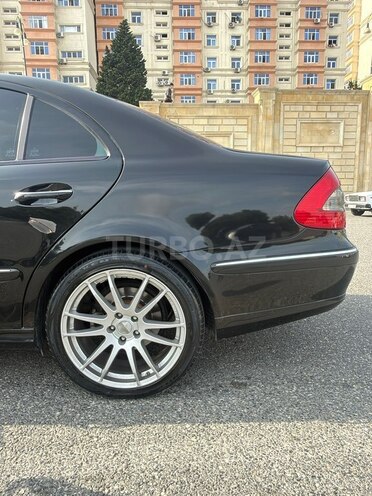 Mercedes E 220 2006, 267,000 km - 2.2 l - Bakı