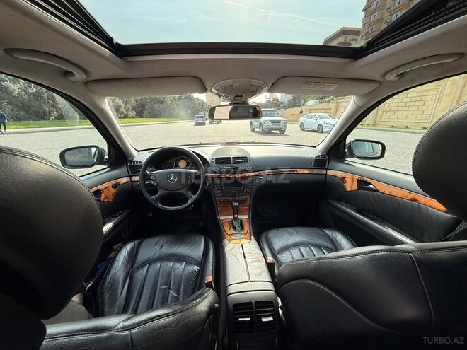 Mercedes E 220 2006, 267,000 km - 2.2 l - Bakı