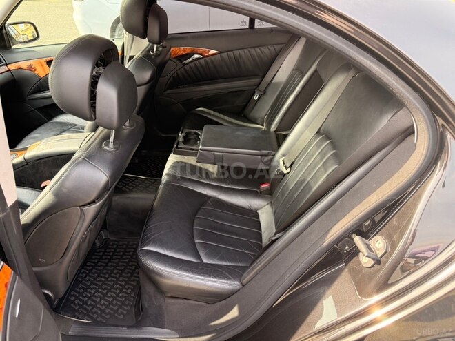Mercedes E 220 2006, 267,000 km - 2.2 l - Bakı