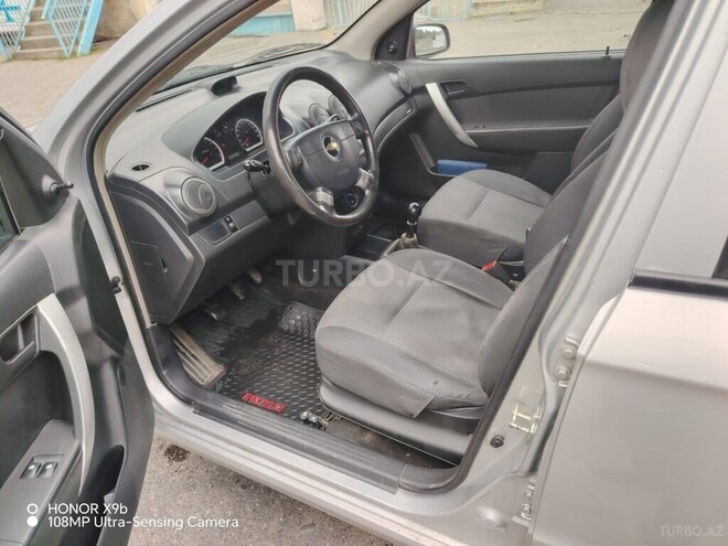 Chevrolet Aveo 2011, 290,000 km - 1.4 л - Quba