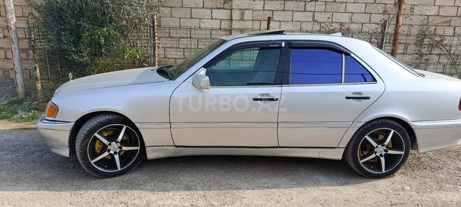 Mercedes C 230 2000, 350,000 km - 2.3 л - Bakı