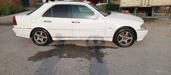 Mercedes C 230 1998, 230,000 km - 2.3 л - Bakı