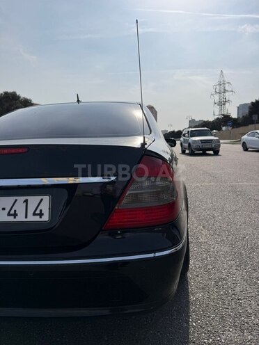 Mercedes E 220 2006, 267,000 km - 2.2 l - Bakı