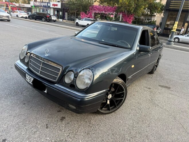 Mercedes E 230 1997, 391,000 km - 2.3 l - Bakı