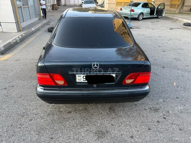 Mercedes E 230 1997, 391,000 km - 2.3 l - Bakı
