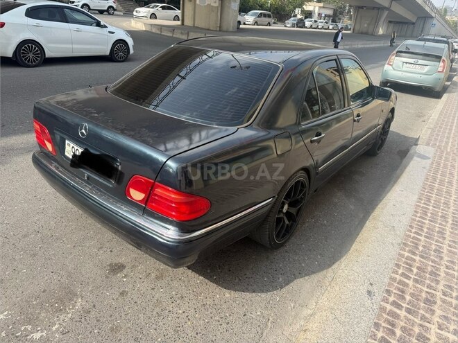 Mercedes E 230 1997, 391,000 km - 2.3 l - Bakı